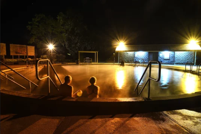 Lightning Ridge Bore Baths